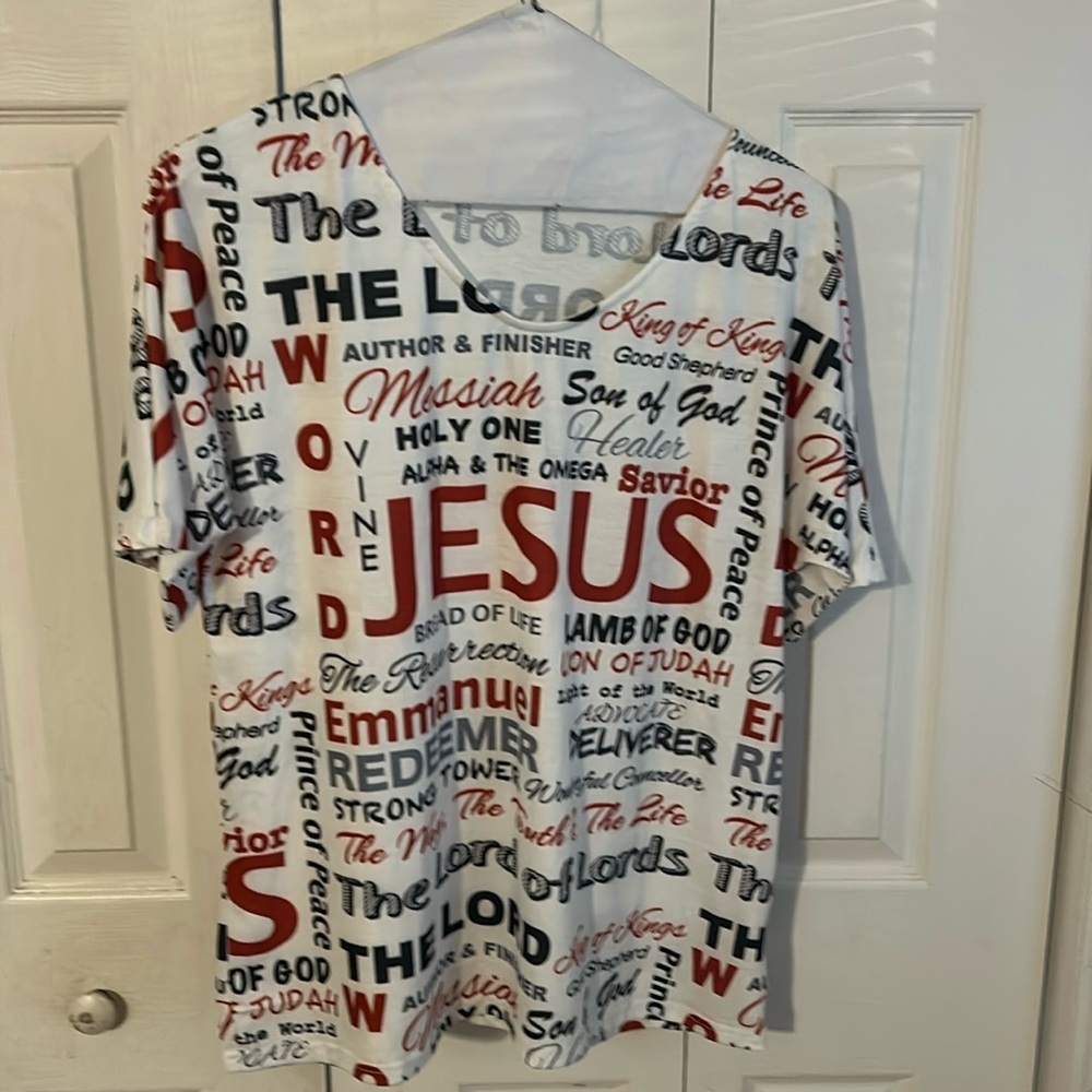 Shirt with biblical print😀.      XL